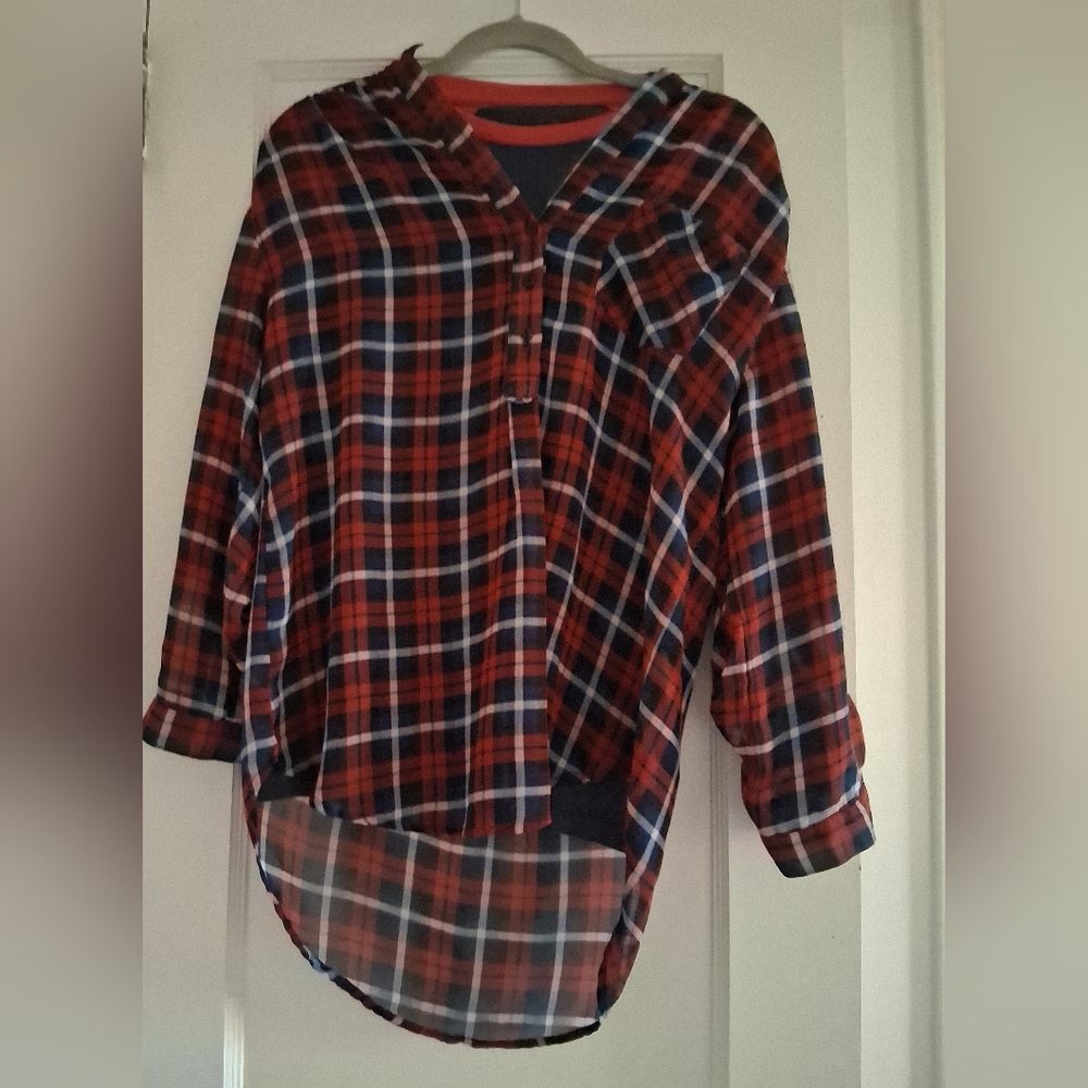 Red Blue Shirt (2)